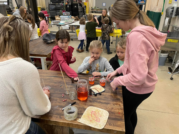 Ridgemont FFA shares with students